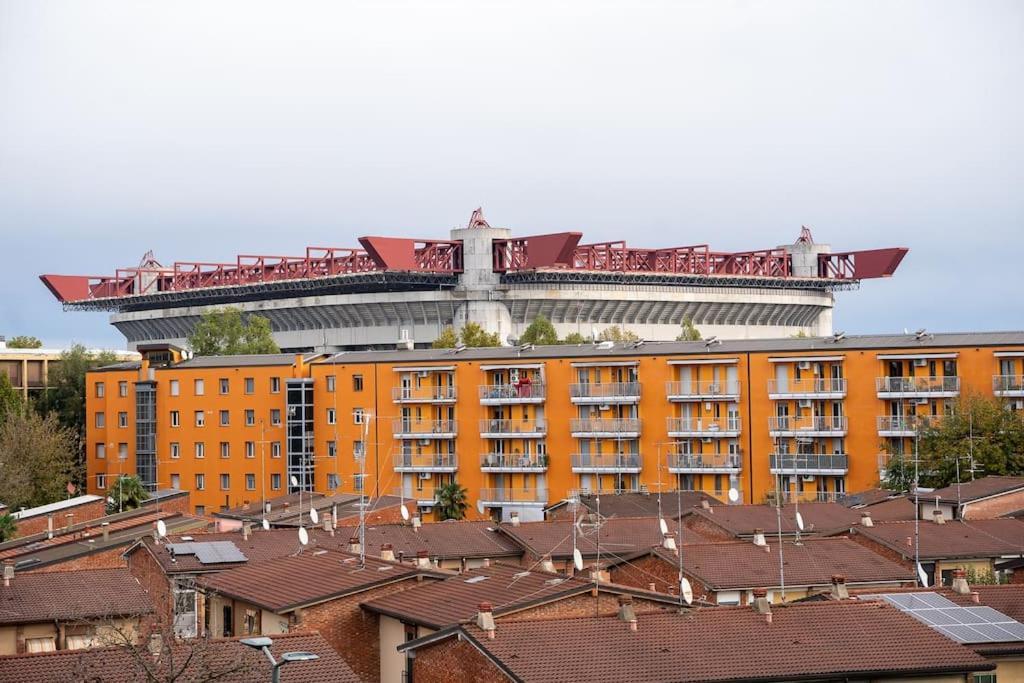 Appartamento A 500 Metri Da San Siro Milão Exterior foto
